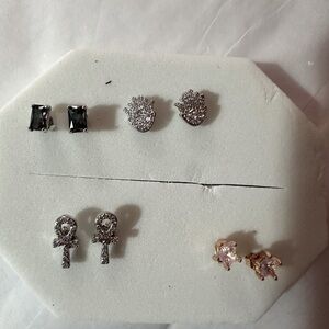Bomb party earring bundle